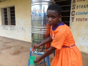Ripple effect: Joan pours water. World Water Day 2018. Nature for Water #NatureForWater #WWD2018 #WorldWaterDay